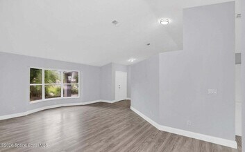 614 Elmont St NW in Palm Bay, FL - Building Photo - Building Photo