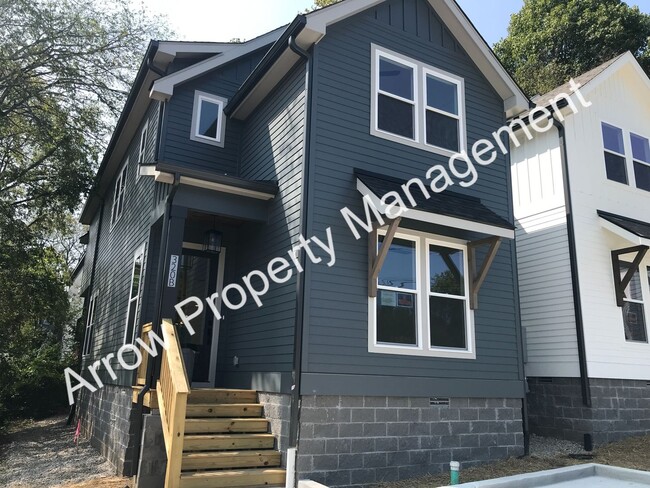 property at 320B Queen Ave