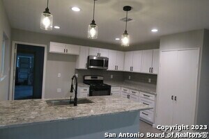 67 Winn Ave in Universal City, TX - Building Photo - Building Photo