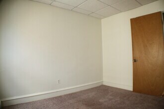 703 W Haverford Rd, Unit 703 3R in Bryn Mawr, PA - Building Photo - Building Photo