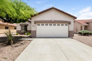 10457 E Birchwood Ave in Mesa, AZ - Building Photo