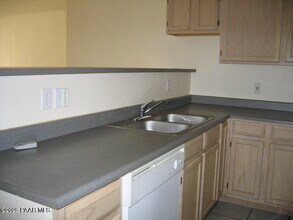 7174 E Dodge Cir in Prescott Valley, AZ - Building Photo - Building Photo