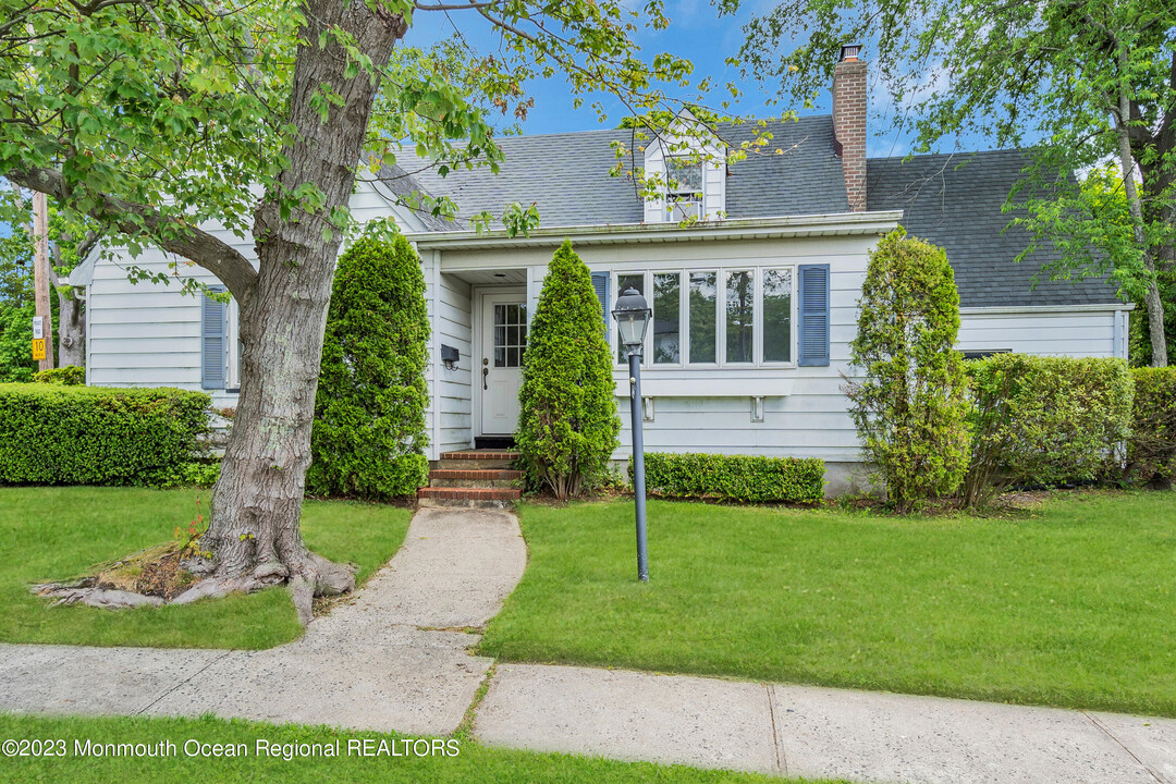 1850 Fernwood Rd in Belmar, NJ - Building Photo