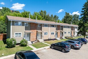 Northern Forest Estates in Red Deer, AB - Building Photo