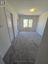 192 Gillespie Dr in Brantford, ON - Building Photo - Building Photo