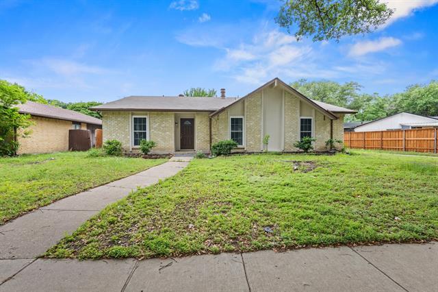 property at 3939 Branch Hollow Dr