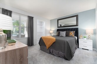 Britton Woods Apartments in Dublin, OH - Foto de edificio - Building Photo