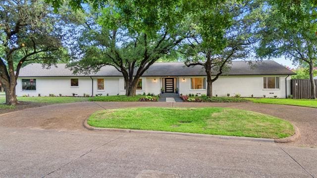 4336 Irvin Simmons Dr in Dallas, TX - Building Photo - Building Photo