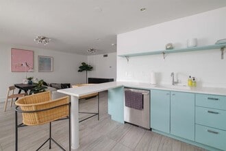 1208 Enfield Rd in Austin, TX - Building Photo - Building Photo