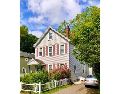 28 FOREST St-Unit -2 in Watertown, MA - Building Photo