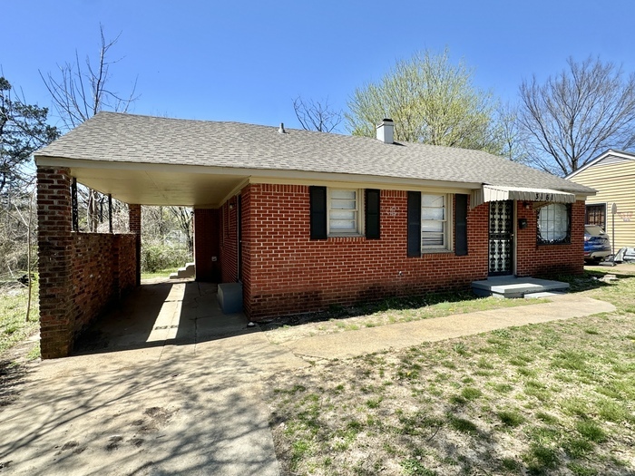 3161 Gilmore Rd in Memphis, TN - Foto de edificio