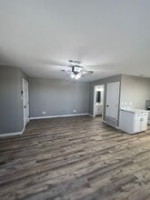4392 CR 229 in Hico, TX - Foto de edificio - Building Photo