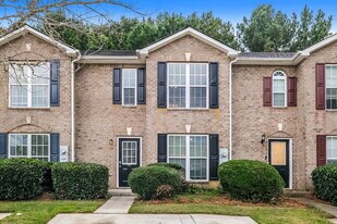 3904 Waldrop Ln in Decatur, GA - Building Photo