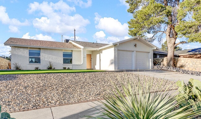 7313 Cerro Negro Dr in El Paso, TX - Building Photo - Building Photo