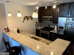 921 Butternut St NW-Unit -102 in Washington, DC - Building Photo - Building Photo