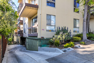 551 Jean St in Oakland, CA - Building Photo - Building Photo