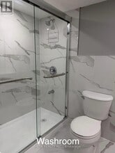 136 Lawson Rd in Toronto, ON - Building Photo - Building Photo