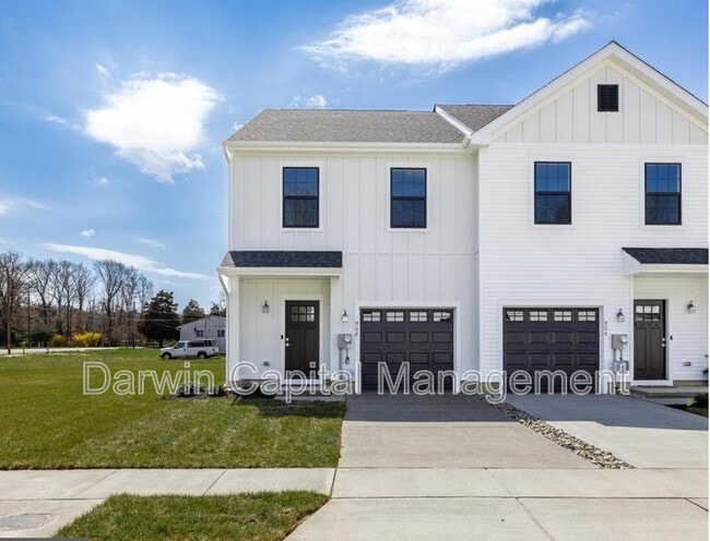 property at 385 Tuckahoe Rd
