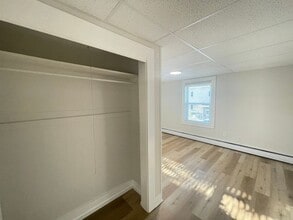 55 Henriette St in Manchester, NH - Building Photo - Building Photo