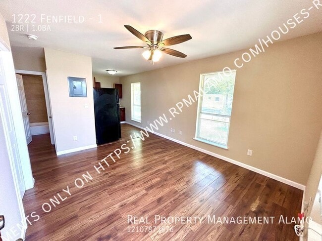 1222 Fenfield Ave in San Antonio, TX - Building Photo - Building Photo