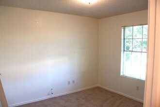 1008 Disraeli Cir in Pflugerville, TX - Building Photo - Building Photo
