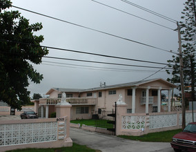 6013 Fillmore St in Hollywood, FL - Building Photo - Building Photo