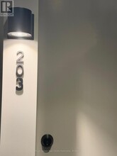 8020 Derry Rd in Milton, ON - Building Photo - Building Photo