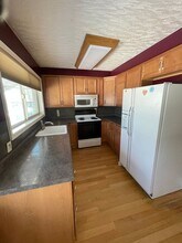 525 S Monroe Blvd in Ogden, UT - Building Photo - Building Photo