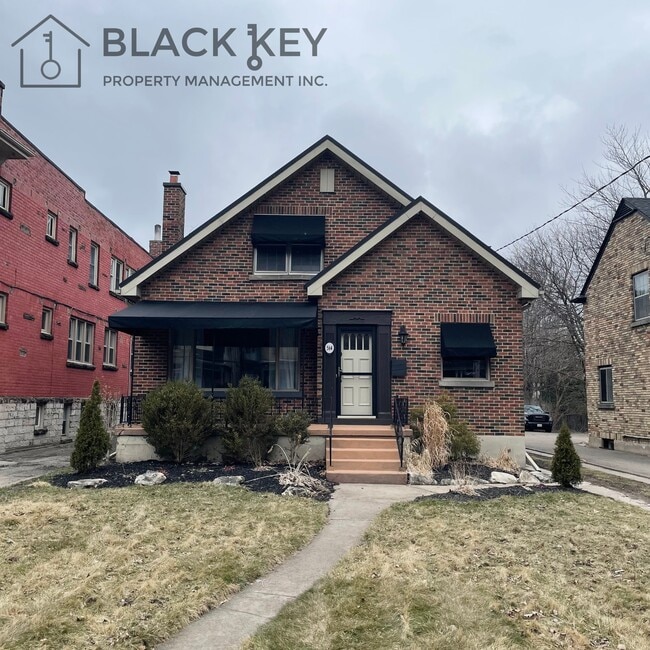 property at 564 Queens Ave