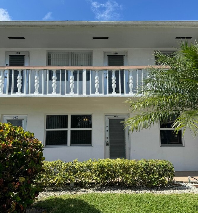 148 Northampton H in West Palm Beach, FL - Building Photo