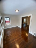 2420 Plum St in Erie, PA - Building Photo