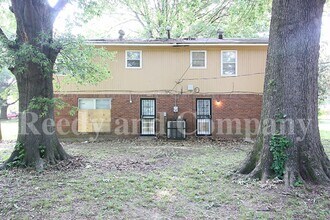 3635 W Big Bend Dr in Memphis, TN - Building Photo - Building Photo