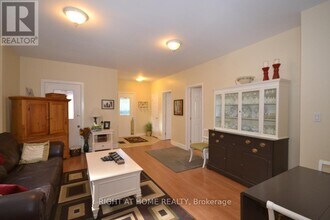 5508 Osgoode Main St in Ottawa, ON - Building Photo - Building Photo