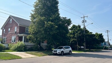 200 W 2nd St in Oswego, NY - Building Photo - Building Photo