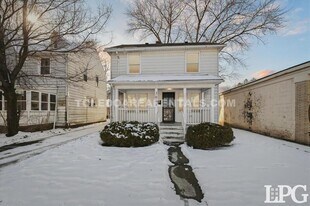3683 Upton Ave in Toledo, OH - Building Photo