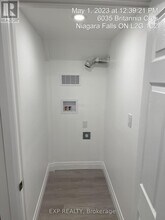 6035 Britannia Crescent in Niagara Falls, ON - Building Photo - Building Photo