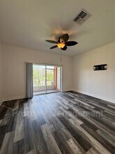 4054 Winding Vine Dr in Lakeland, FL - Building Photo - Building Photo