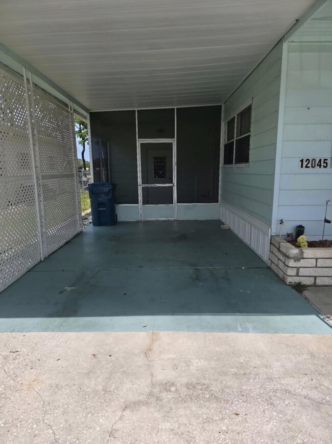 12045 Formosa St in Brooksville, FL - Building Photo - Building Photo