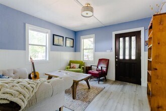 3506 Clarkson Ave in Austin, TX - Building Photo - Building Photo