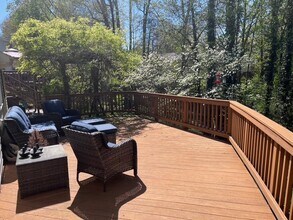 10152 Marshall Pond Rd in Burke, VA - Building Photo - Building Photo