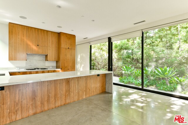 848 Milwood Ave in Los Angeles, CA - Building Photo