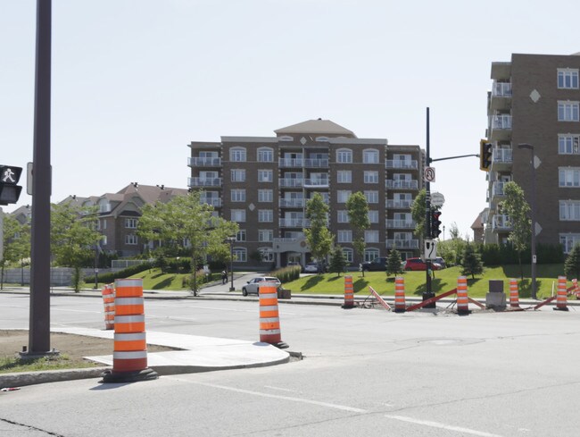 6500 Henri-Bourassa Boul O in Montréal, QC - Building Photo - Building Photo