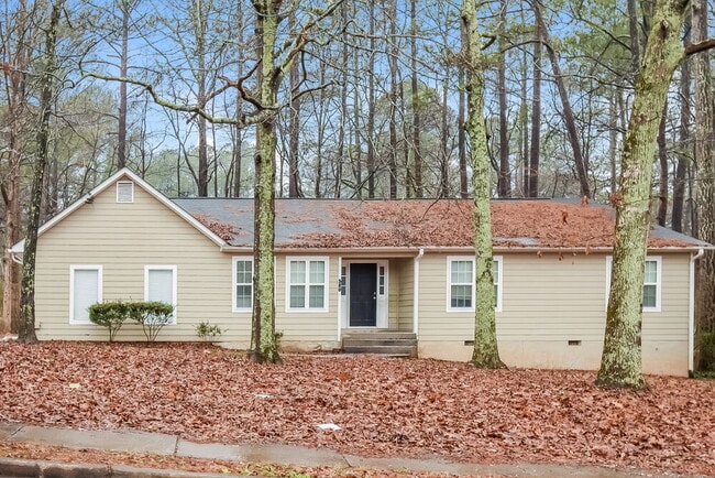 property at 520 Gregory Manor Dr SW