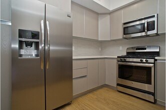 1411 Barry Ave in Los Angeles, CA - Building Photo - Building Photo