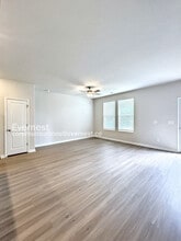 2148 Willow Glen Dr in Graham, NC - Building Photo - Building Photo