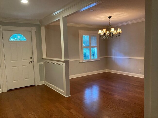 301 Rivera Dr in St. Simons Island, GA - Building Photo - Building Photo