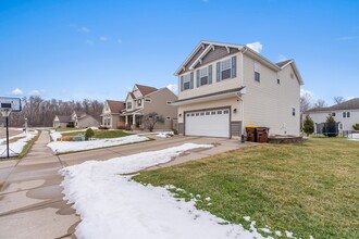 1345 Sweet Grass Dr in Lansing, MI - Building Photo - Building Photo