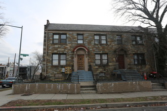 1621-1623 Holbrook St NE in Washington, DC - Building Photo - Building Photo