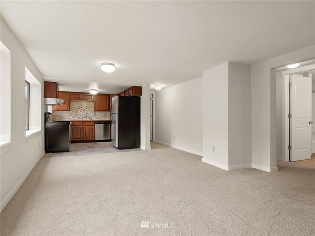 740 N 94th St, Unit 740 in Seattle, WA - Foto de edificio - Building Photo