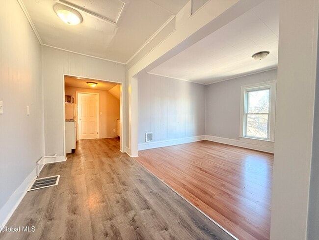 31 Union St in Glens Falls, NY - Foto de edificio - Building Photo